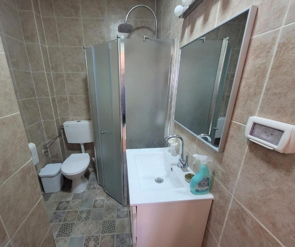 הבית באשכולות Maalot Tarshiha Exterior photo